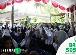Pelepasan ID Card Sebagai Proses Penutupan Baksos 2018