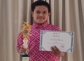 Diva Arya Raih Juara 3 Lomba Pidato di KAMUSFEST Universitas Padjajaran