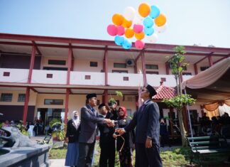 SMA Negeri 2 Ngawi Gelar Wisuda 2022 dengan Sederhana Penuh Makna
