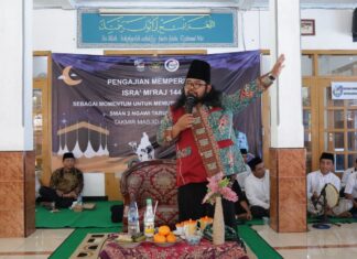 Peringatan Isra Mi’raj: Momentum Memupuk Iman di Era Modern di SMA Negeri 2 Ngawi 2023