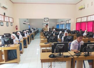 Asesmen Nasional Berbasis Komputer (ANBK) SMA Negeri 2 Ngawi 2023