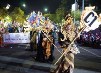 Smadangawi Taruna Indonesia Mengangkat Wisata Alam Lokal Ngawi pada Event Ngawi Night Carnival 2023