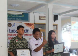 Tim Intelektual Beri Apresiasi Siswa Giat Berliterasi di Hari Guru Nasional 2023