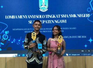 Vokalis Smada Sabet Dua Juara Lomba Solo Vokal Tingkat Cabdin SMA/SMK Kabupaten Ngawi Tahun 2024