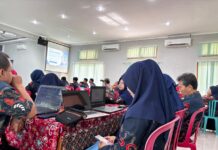 Persiapan Program Sekolah Digital, SMA Negeri 2 Ngawi Adakan Pelatihan untuk Seluruh Guru